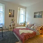 Prague Private Apartments